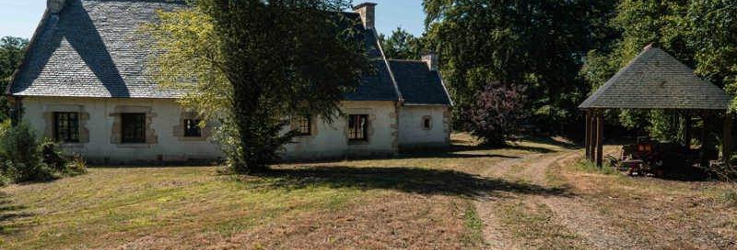 Maison 8 Pièces 232 m² à vendre à Bégard (22140)