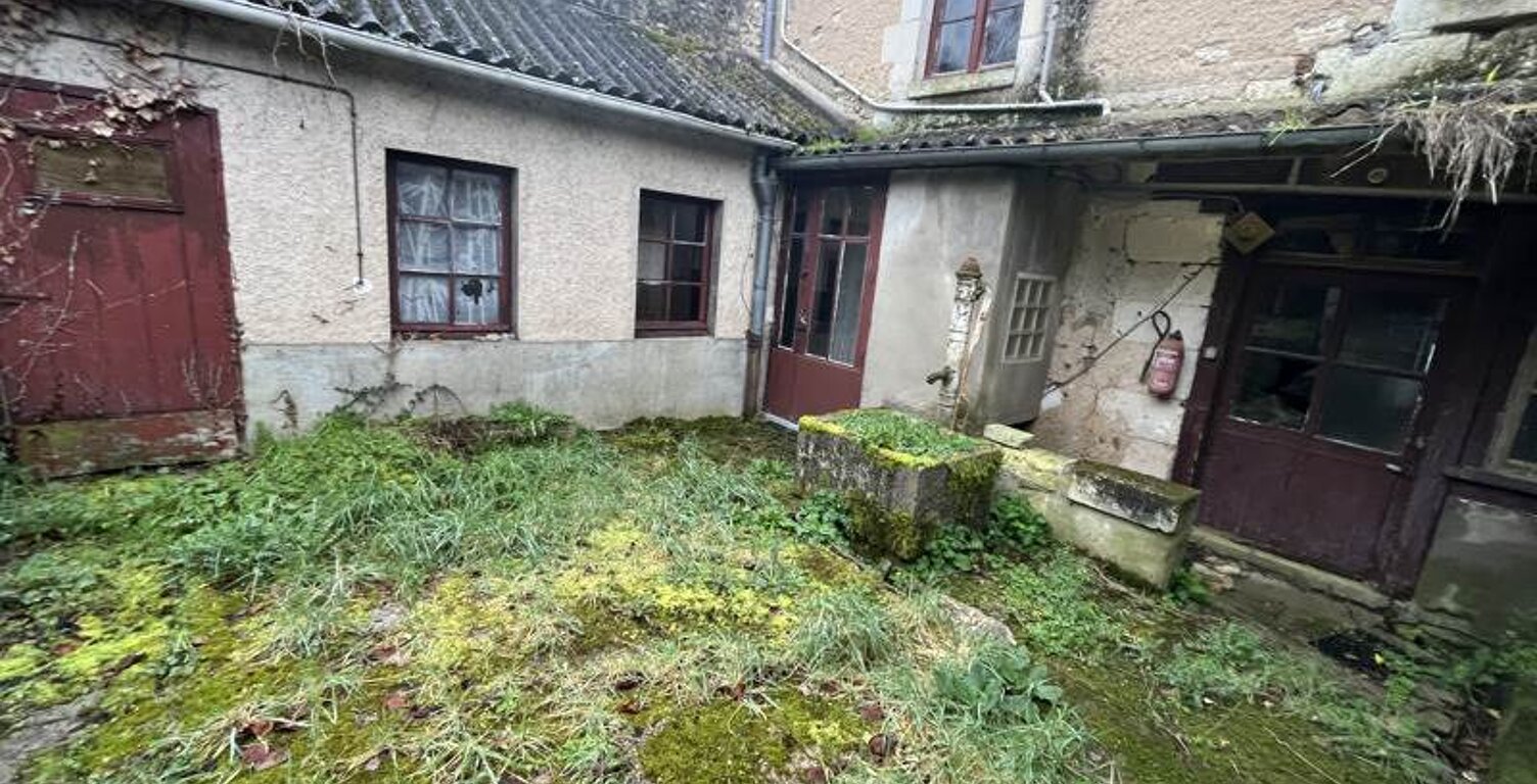 Maison de bourg de 15 pièces principales — photo 1