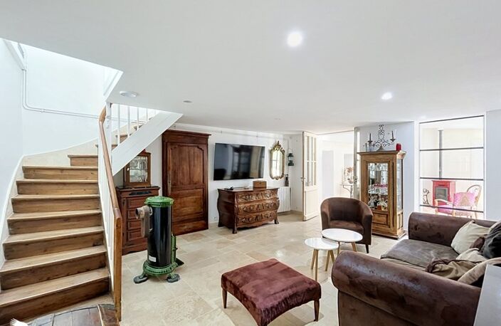 Maison en pierre de 7 pièces principales — photo 3