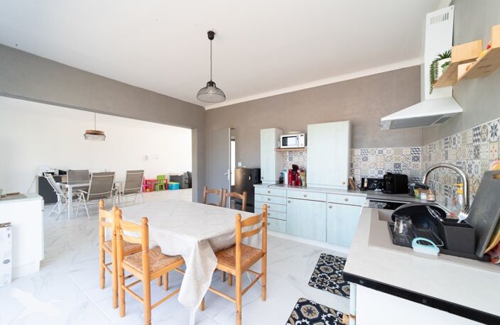 Contemporaine de 7 pièces principales — photo 5