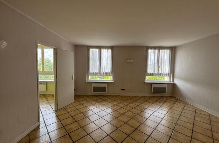 Appartement À Vendre T3 avec Cave et garage — photo 5