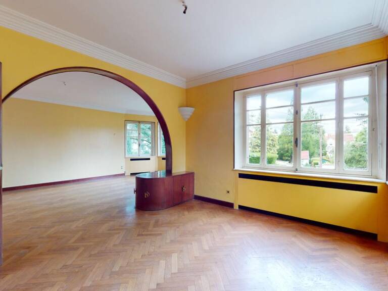 Maison bourgeoise  7 pièce(s) 180 m2 — photo 1