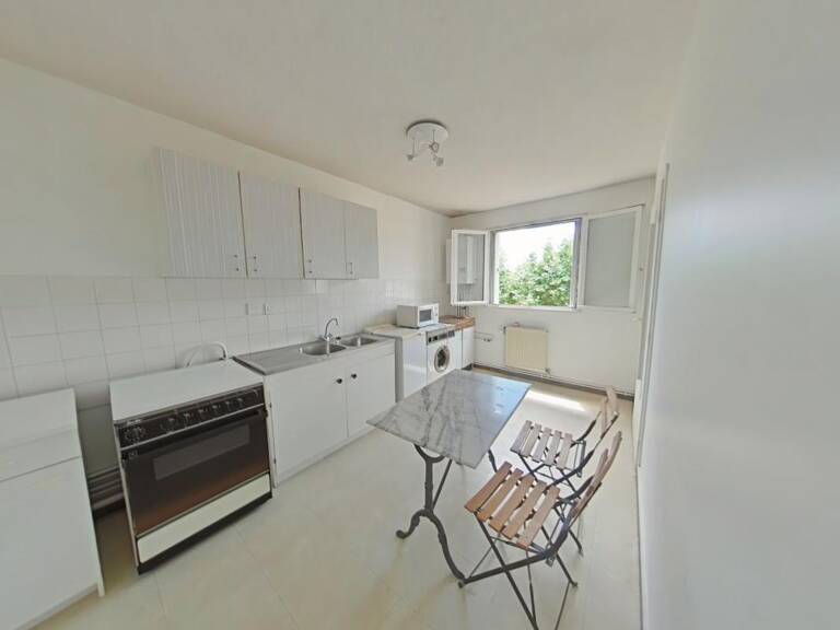 Appartement À Louer avec une possibilité de location de garage en plus à 70€/mois — photo 1