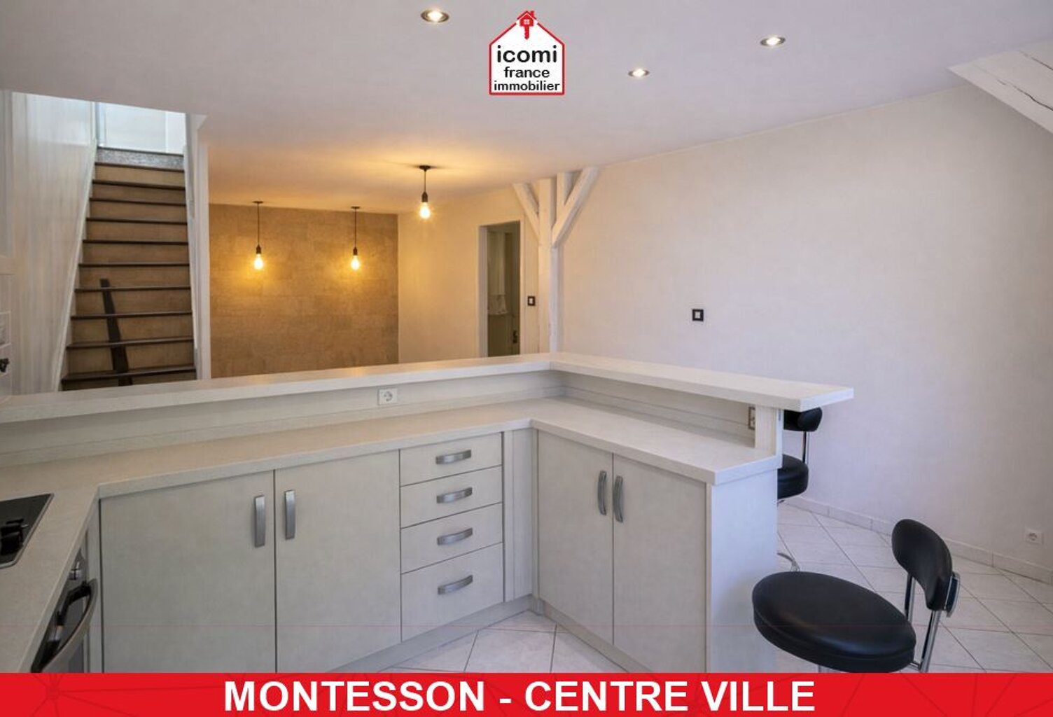 YVELINES - Montesson (78360) - A VENDRE - APPARTEMENT DUPLEX AU 1ER ET COMBLES DE 65 M² - PIECE DE VIE DE 35M - 1/2 COUCHAGES - PARKING - CALME - ESPACES COMMUNS ARBORES - RARE — photo 1