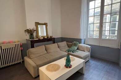 Appartement 4 pièces 1300 €