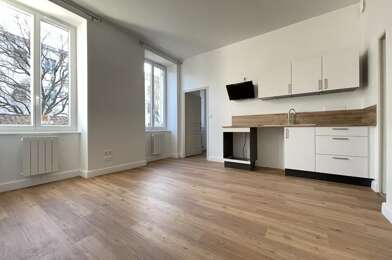 Appartement 2 pièces 690 €