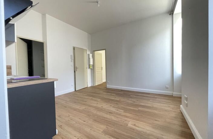 Appartement Saintes 3 pièce(s) 40.95 m2 — photo 3