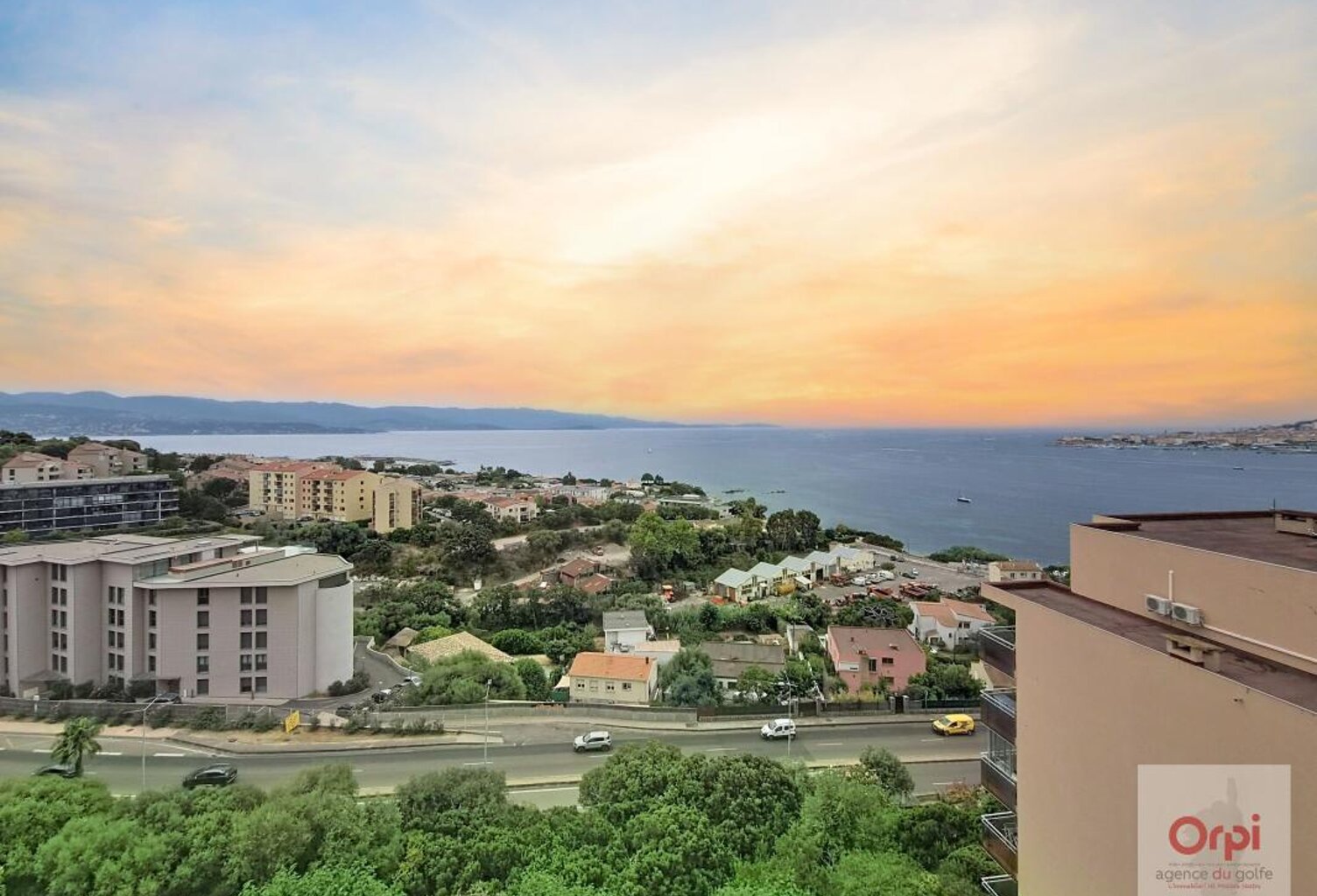 T4 d'exception avec vue mer à l'entrée d'Ajaccio — photo 1