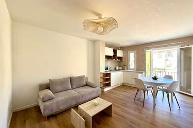 Appartement 2 pièces 750 €