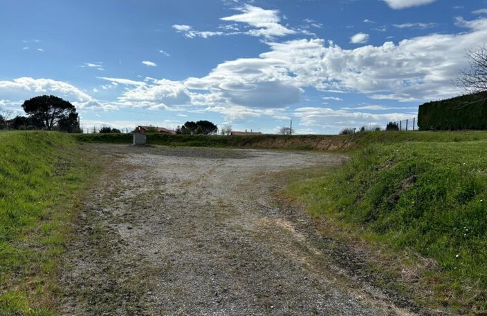 Terrain à vendre   (40) — photo 2