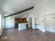 A vendre appartement  2 pièces traversant de 40m2, en dernier étage - PERTUIS (84) — photo 3