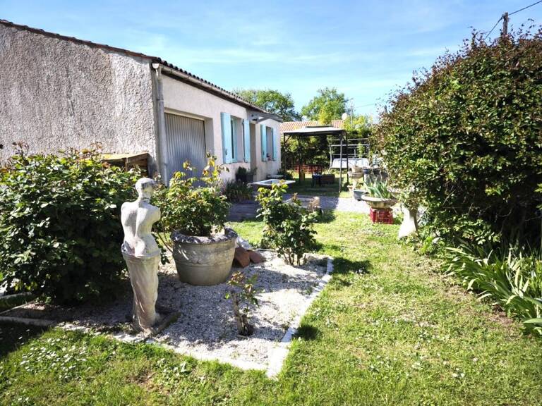 nouveau entre Saintes et Royan Maison à rénover au calme (17) — photo 1