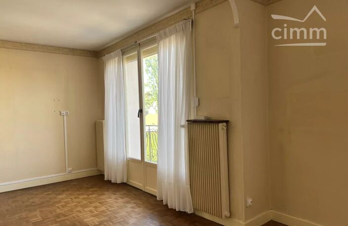 Maison  4 chambres à Bourbon-Lancy — photo 3