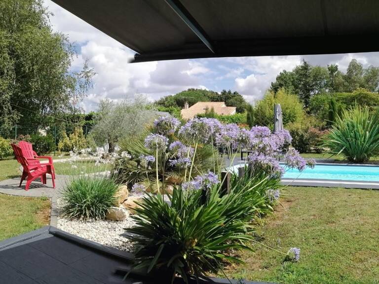 Maison familiale avec piscine – 177 m² habitables – Terrain paysagé de 1 139 m² – François — photo 1