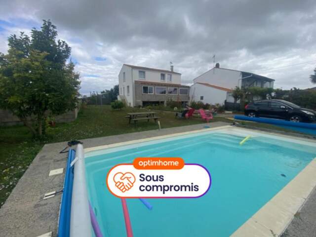 TRIAIZE CALME ABSOLU 15 MINUTES DES PLAGES MAISON SUR 3 NIVEAUX/6 CHAMBRES AVEC PISCINE SUR 900M² CLOS — photo du bien
