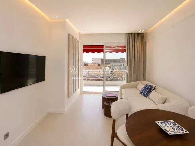 Élégant appartement au dernier étage avec terrasse – Nice Carré — photo 1