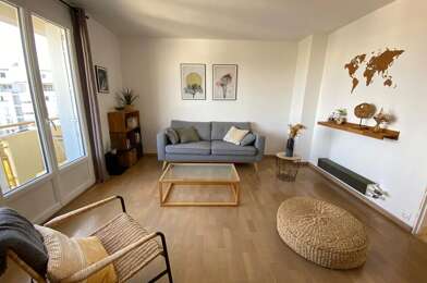 Appartement 4 pièces 1040 €
