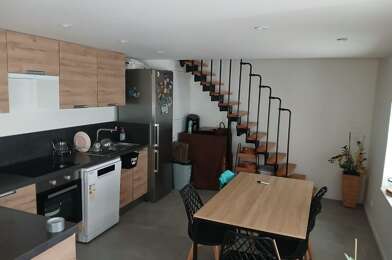 Appartement 3 pièces 770 €