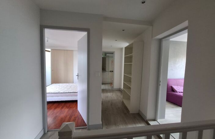 Maison de 139m2 à louer sur Saint-Genis-les-Ollières — photo 4
