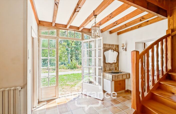 MAISON DE MAÎTRE DE CARACTÈRE SUR 6HA DE TERRAIN — photo 4