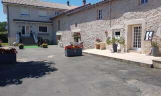 Commerce 10 Pièces 810 m² à vendre à Asnières-sur-Saône (01570)