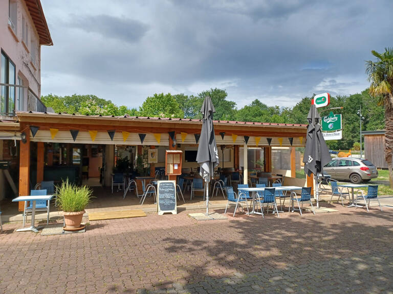 Dpt Gers (32), à vendre BARBOTAN LES THERMES Bar restaurant PMU — photo 1