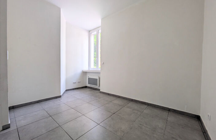 Appartement récent 3 pièces – 57 m² – lumineux avec balcon et parking — photo 3