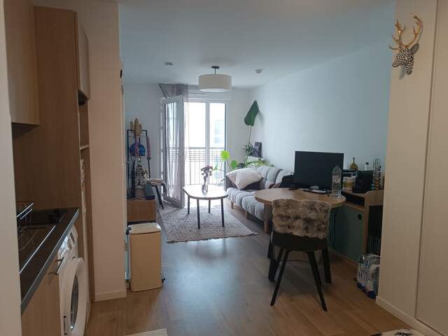 Saint-Ouen (93400) – T2 de 40 m² (résidence services), meublé, PMR, DPE B, balcon – 5e/6 — photo du bien