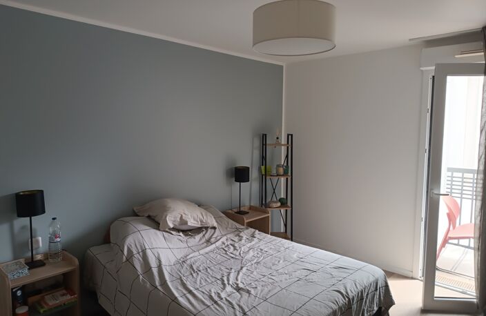 Saint-Ouen (93400) – T2 de 40 m² (résidence services), meublé, PMR, DPE B, balcon – 5e/6 — photo 4