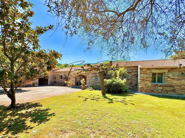 À vendre Villa 7 pièces de plain-pied 269 m², Terrain 2 111m², Havre de paix, Funtanone de Vignale, Haute-Corse (20) — photo du bien