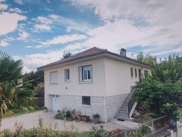 Maison à vendre 4 pièces LACHAPELLE AUZAC (46) — photo du bien