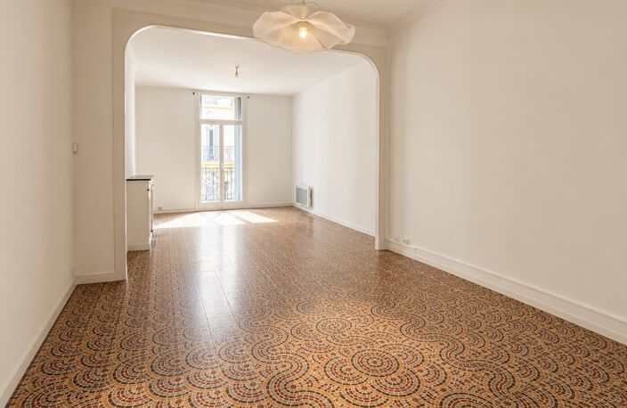 Appartement T2 85 m² avec terrasse Champ de Mars Béziers charme de l'ancien — photo 5