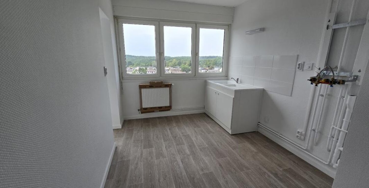 Location - Appartement T5 - 108m2 - Creutzwald — photo 1