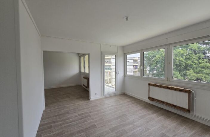 Location - Appartement T5 - 108m2 - Creutzwald — photo 2