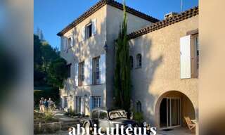 Maison 10 Pièces 344 m² à vendre à Peymeinade (06530)