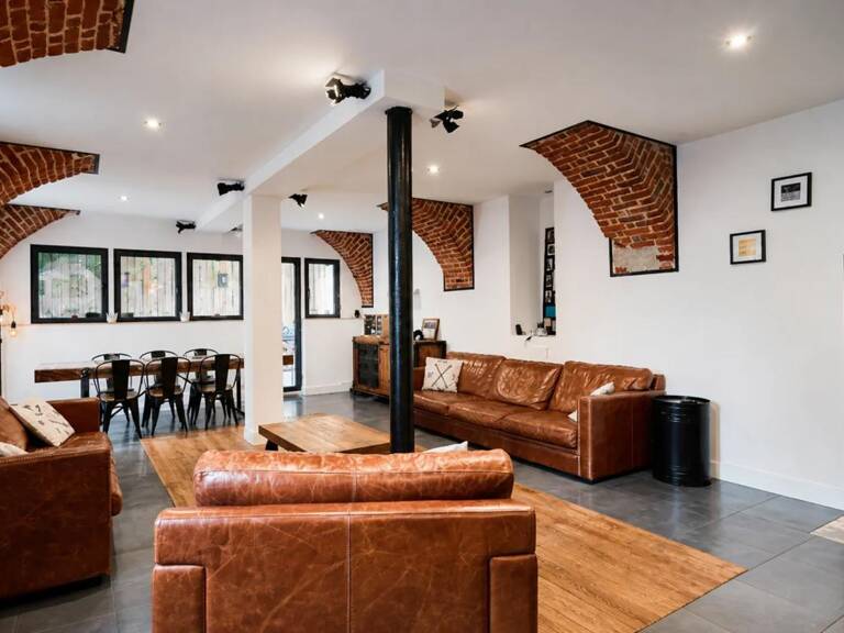 Maison de 5 pièces de 220 m² à Raismes — photo 1