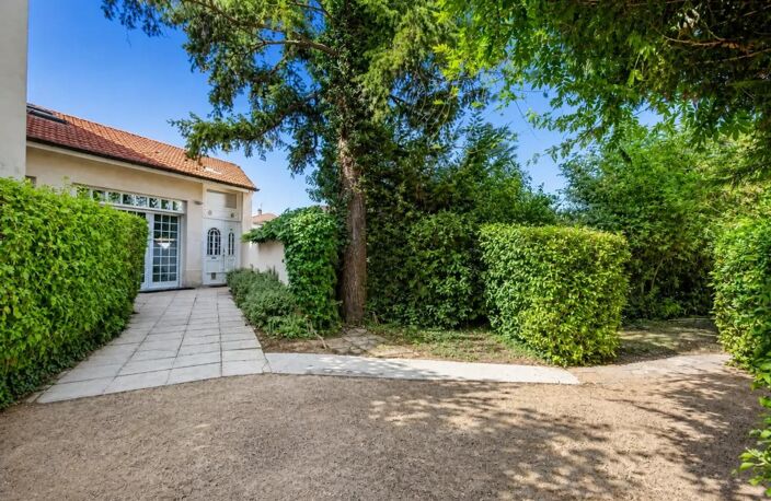 Charmante maison Bourgeoise de 8 pièces de 251 m² avec annexes — photo 5