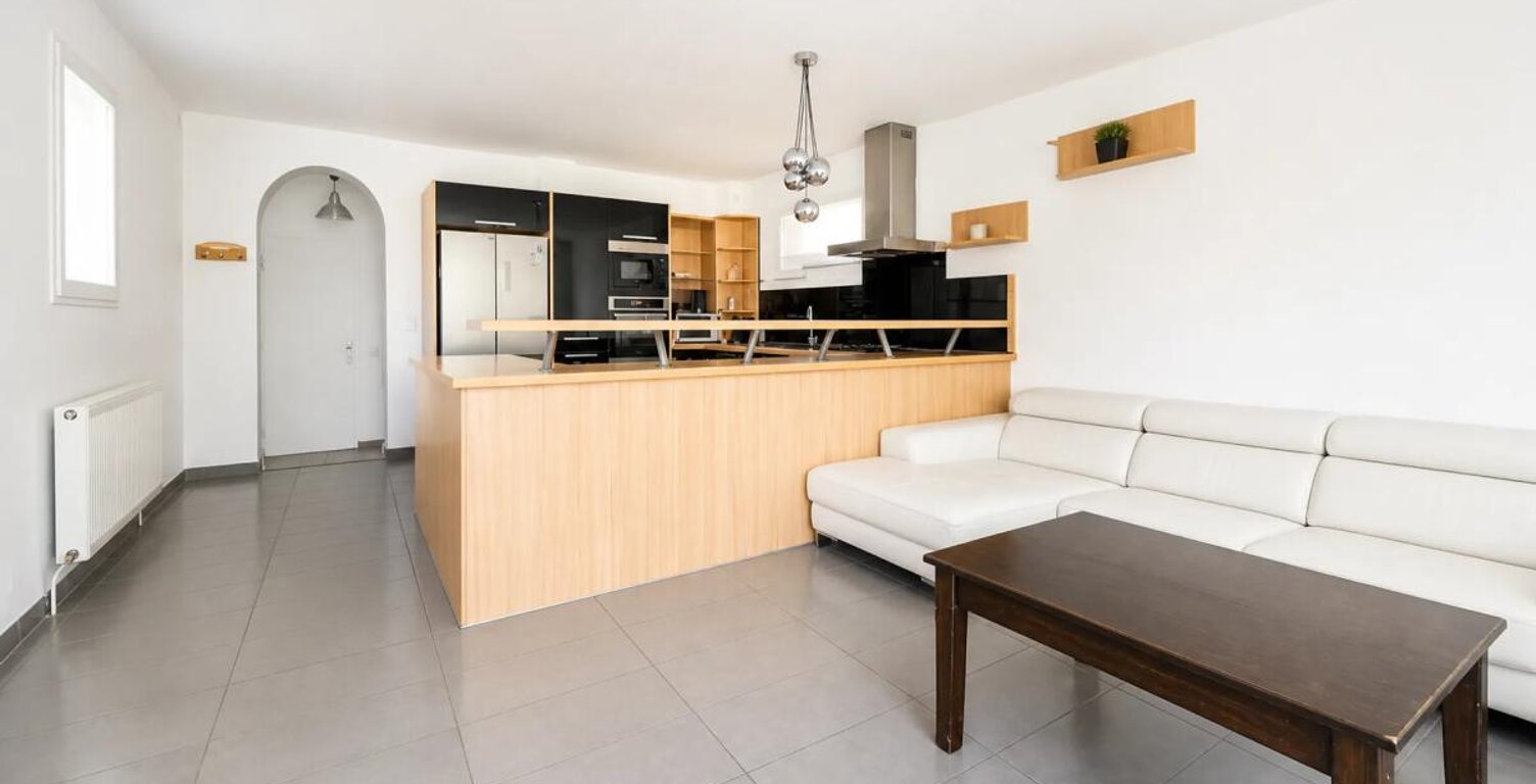 Maison de 4 pièces de 107 m² + une dépendance à Houilles — photo 1