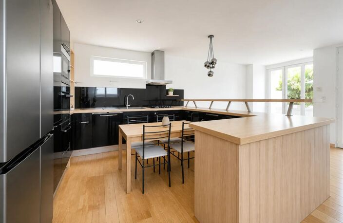 Maison de 4 pièces de 107 m² + une dépendance à Houilles — photo 2