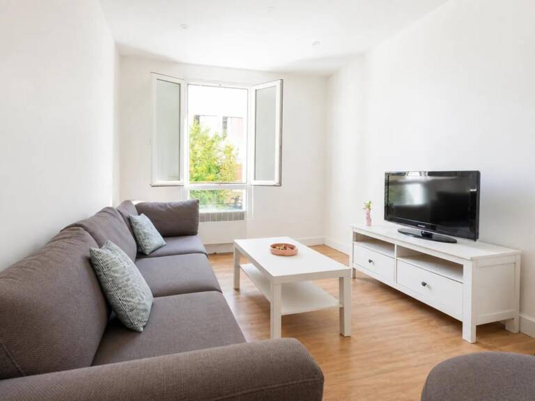 Appartement de 2 pièces de 35 m² à Courbevoie — photo 1