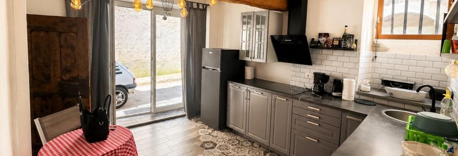 Appartement 3 Pièces 60 m² à louer à Aups (83630)