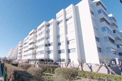 Appartement 4 pièces 1164 €