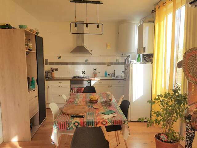 Appartement T3 en duplex avec parking privé AIRE SUR L'ADOUR — photo du bien