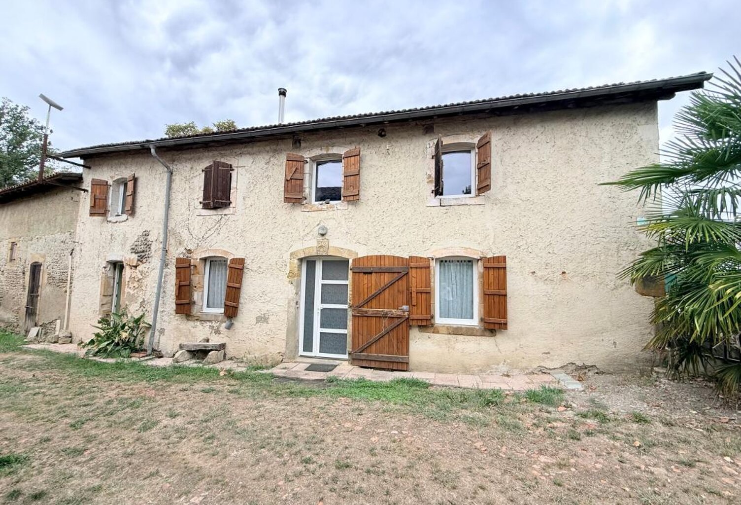 Immeuble rénové avec fort potentiel — photo 1