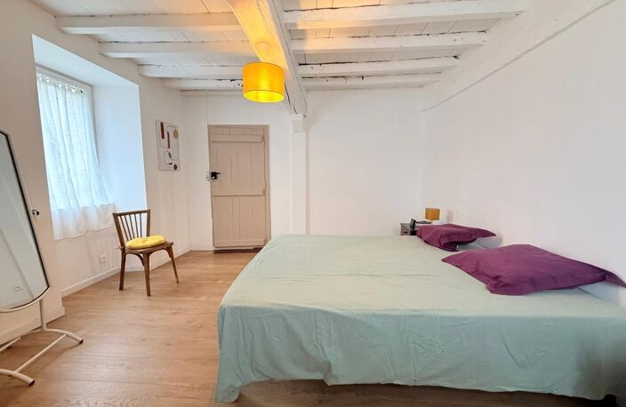 Immeuble rénové avec fort potentiel — photo 4