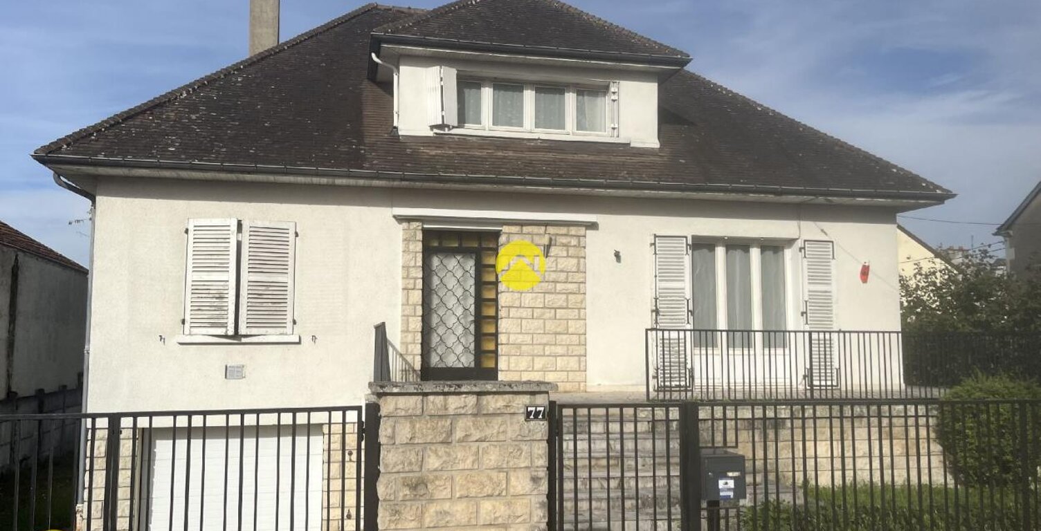 GRANDE MAISON PROCHE DE TOUT — photo 1