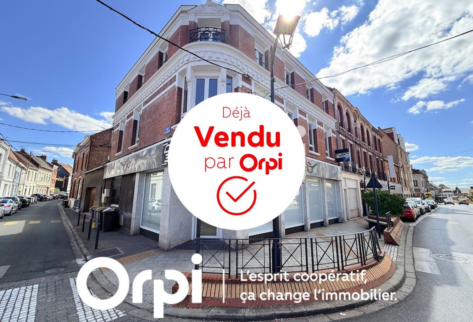 Immeuble de rapport : Local comercial + 2 appartements 1 T3 et 1 T4 — photo 1