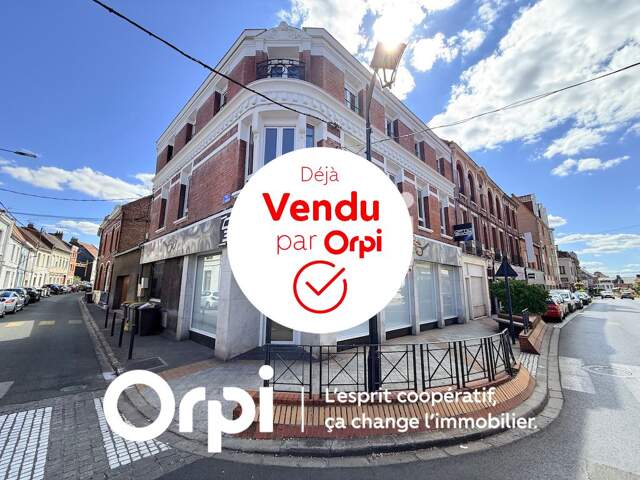 Immeuble de rapport : Local comercial + 2 appartements 1 T3 et 1 T4 — photo du bien