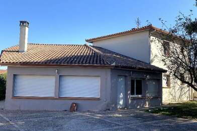 Maison 5 pièces 1384 €