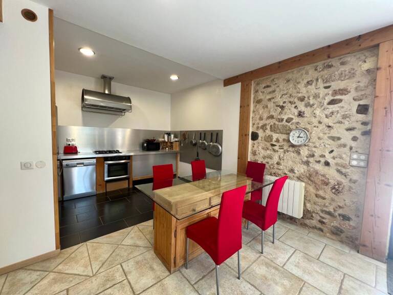 Maison de caractère en pierres T5 avec jardin et garage — photo 1